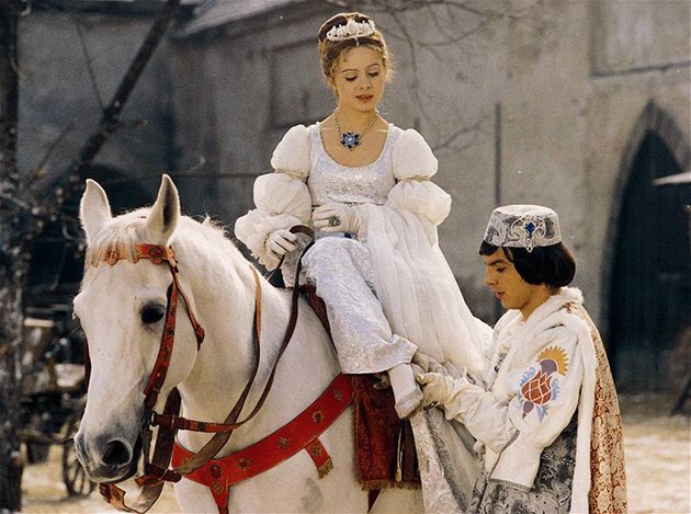 tri-orisky-pro-popelku